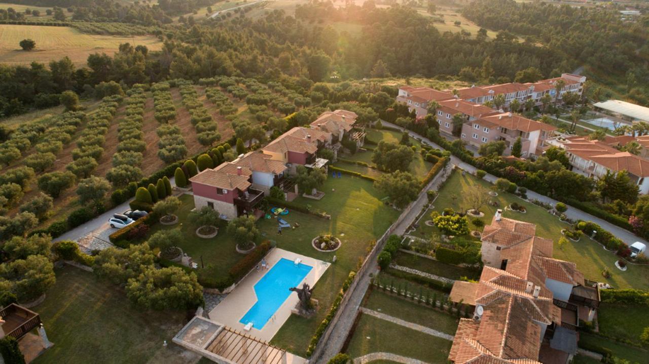 Rastoni Fabienne Shared Pool Maisonette, Afitos Bagian luar foto